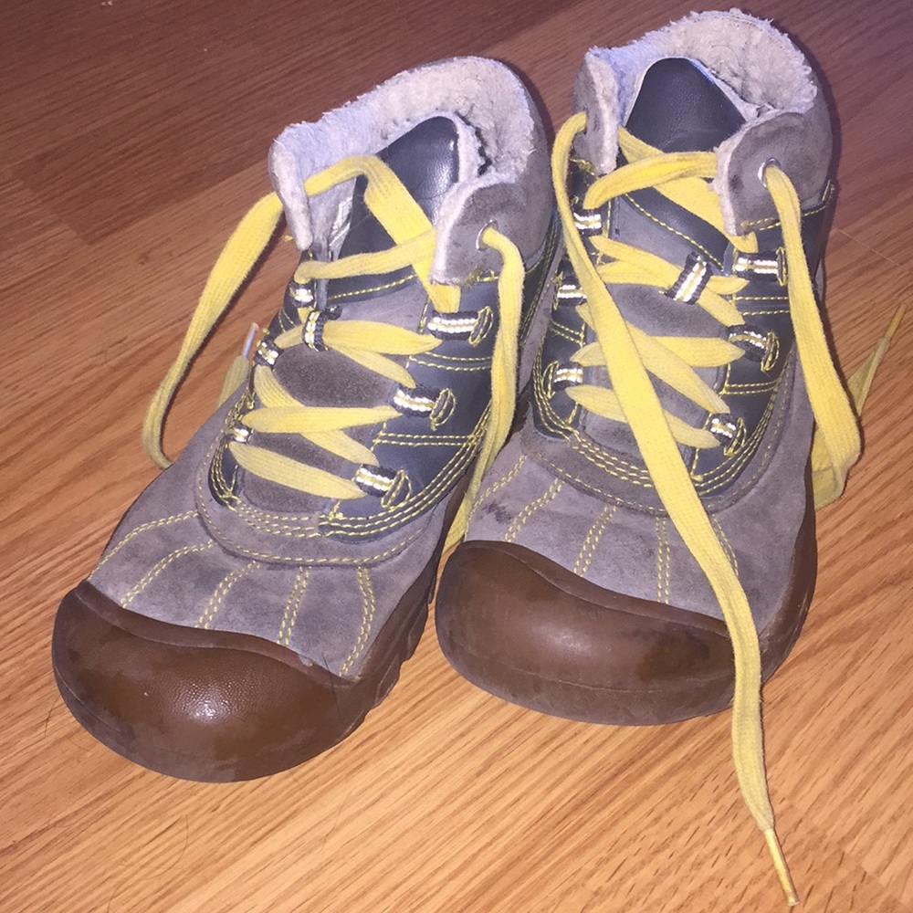 Keen winter -m/ snow boots boys  US 3